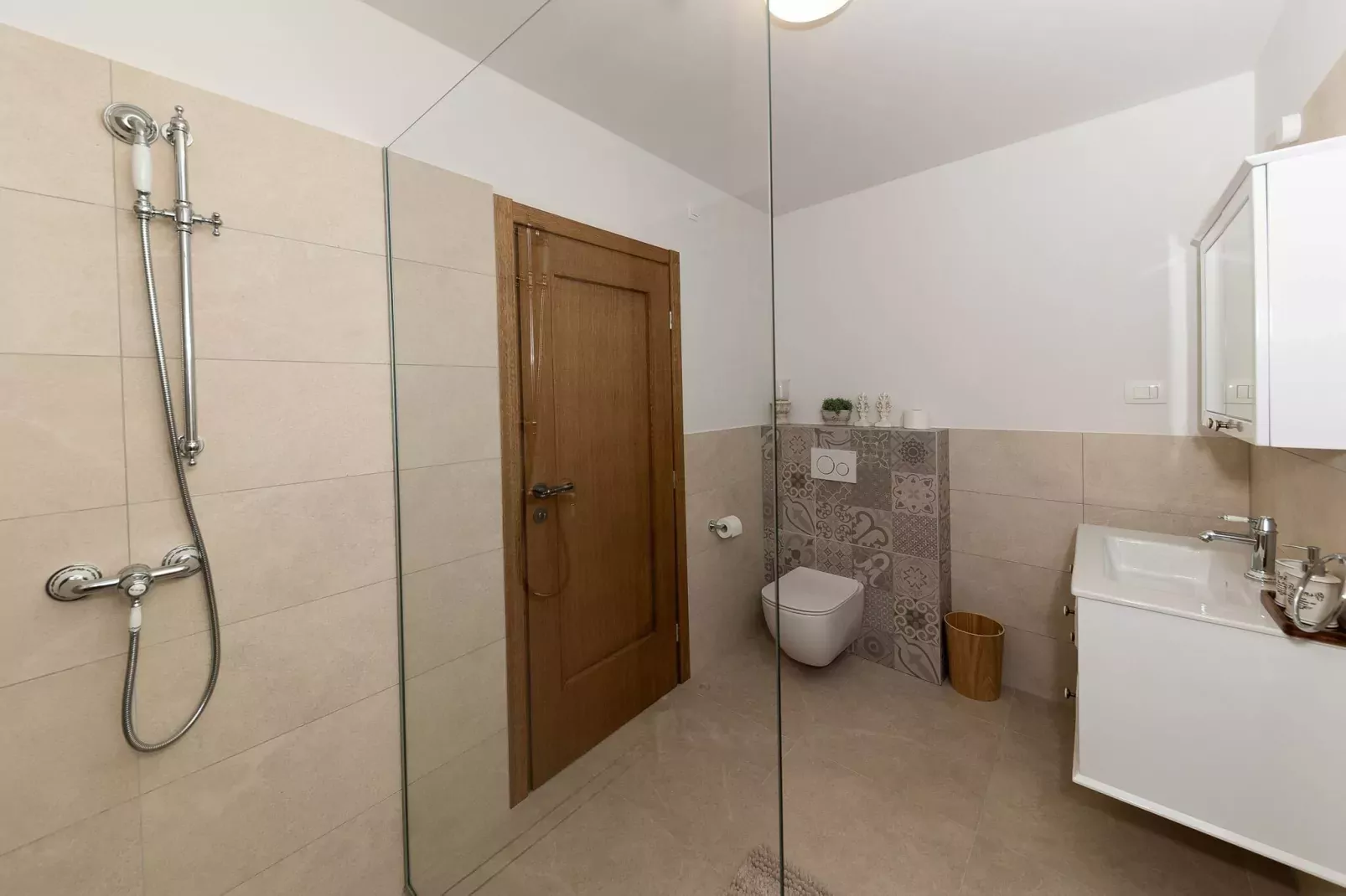 Evini Dvori-Bathroom
