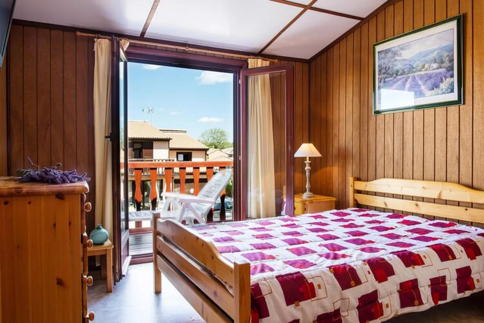 Domaine Les Tamaris et Les Portes du Soleil Portiragnes // Maison standard 2 chambres 6 pers-Bedroom