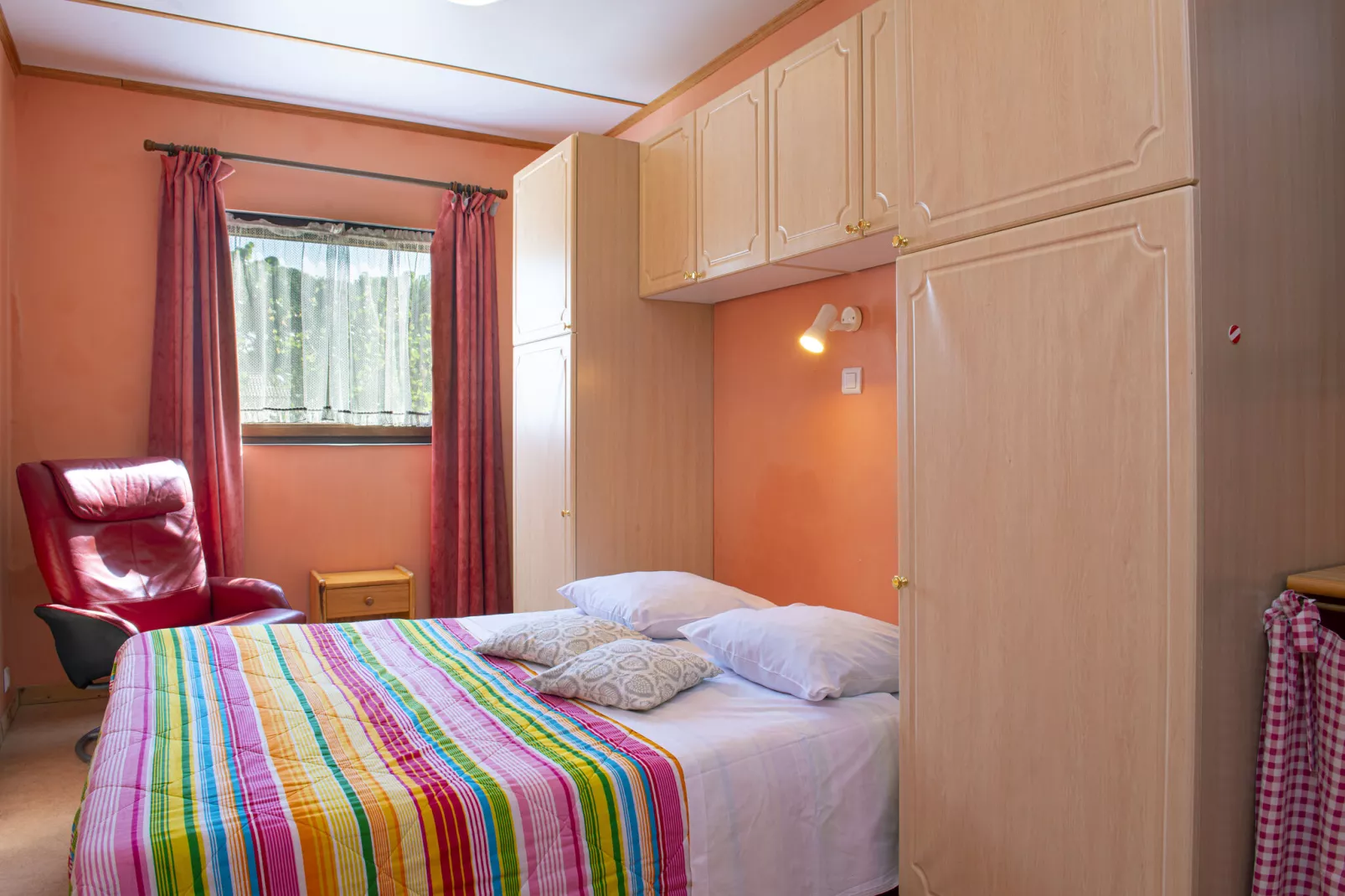 Domaine Les Tamaris et Les Portes du Soleil Portiragnes // Maison standard 3 chambres 7 pers-Bedroom