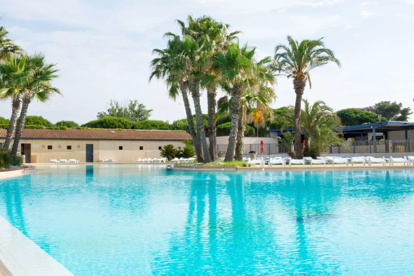 Domaine Les Tamaris et Les Portes du Soleil Portiragnes // Maison standard 3 chambres 7 pers-Pool