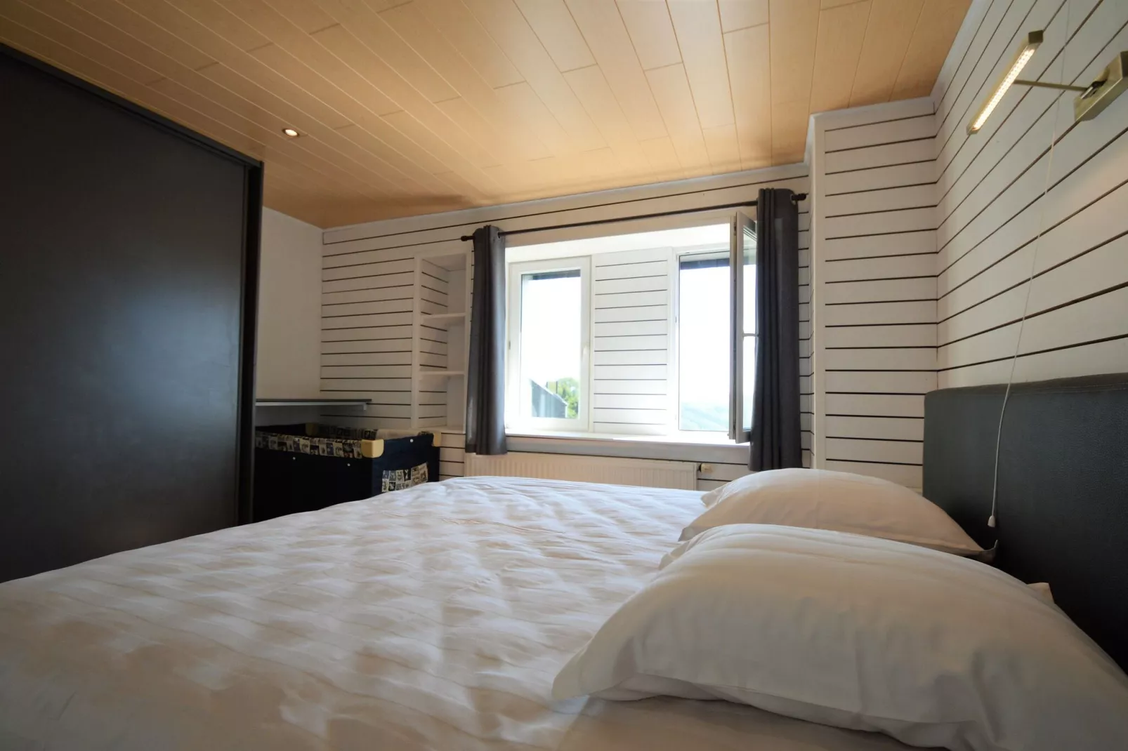 Le Tonneau du Géant-Bedroom