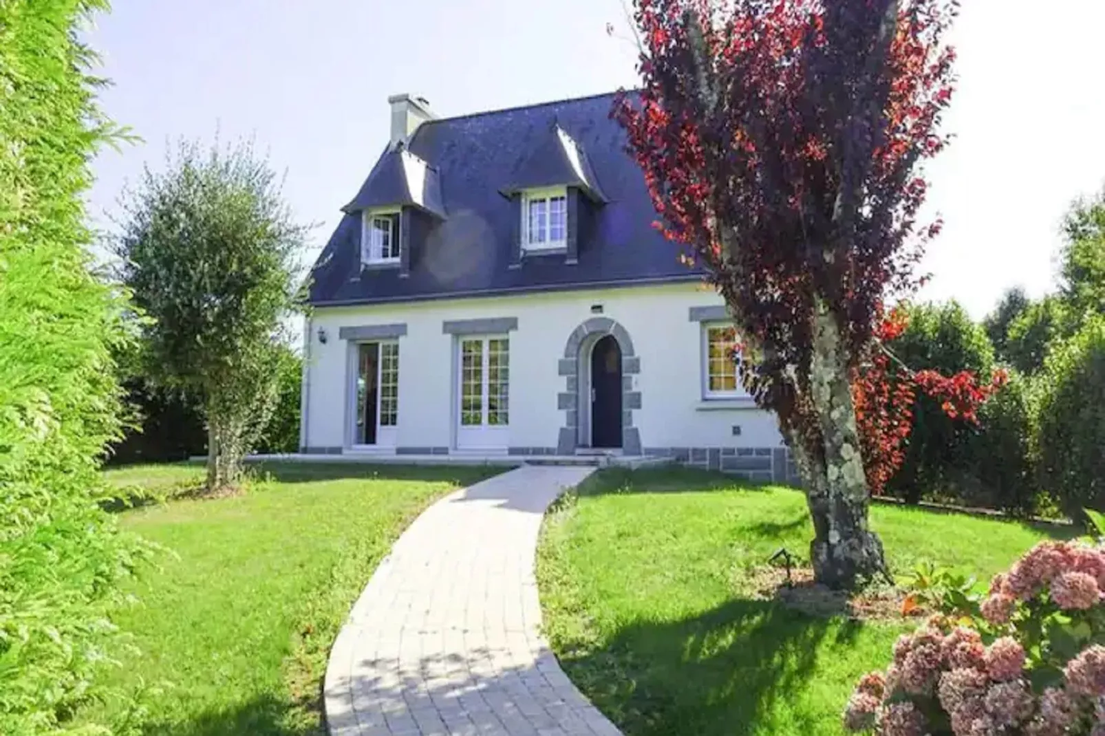 Holiday home Gouesnac'h-Außenbereich Sommer