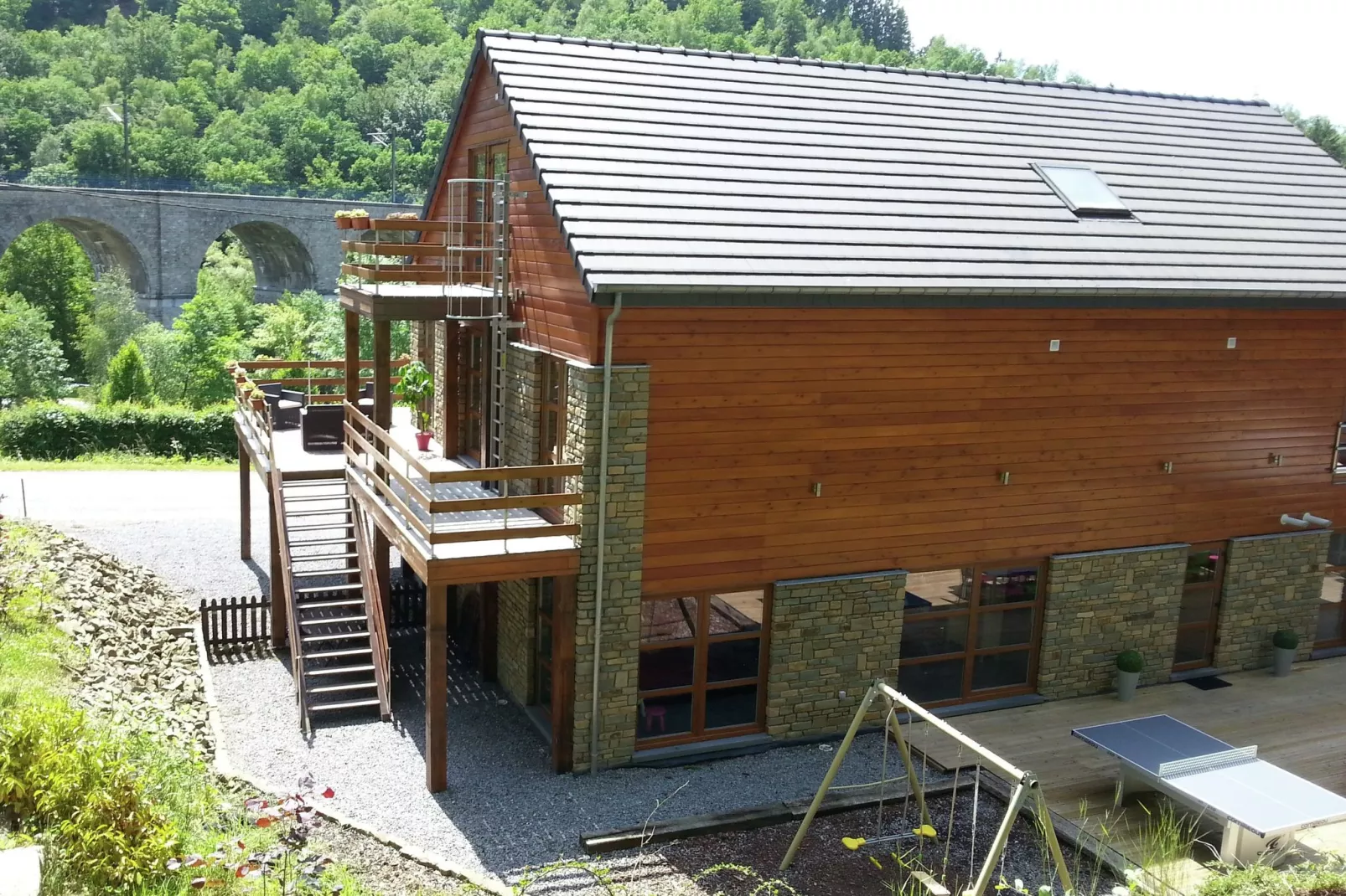 Royale Roanne-Außenbereich Sommer