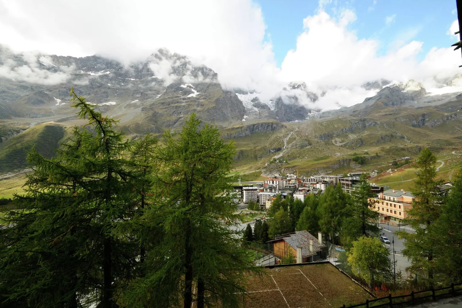 Residenza Cervinia 2P-View winter