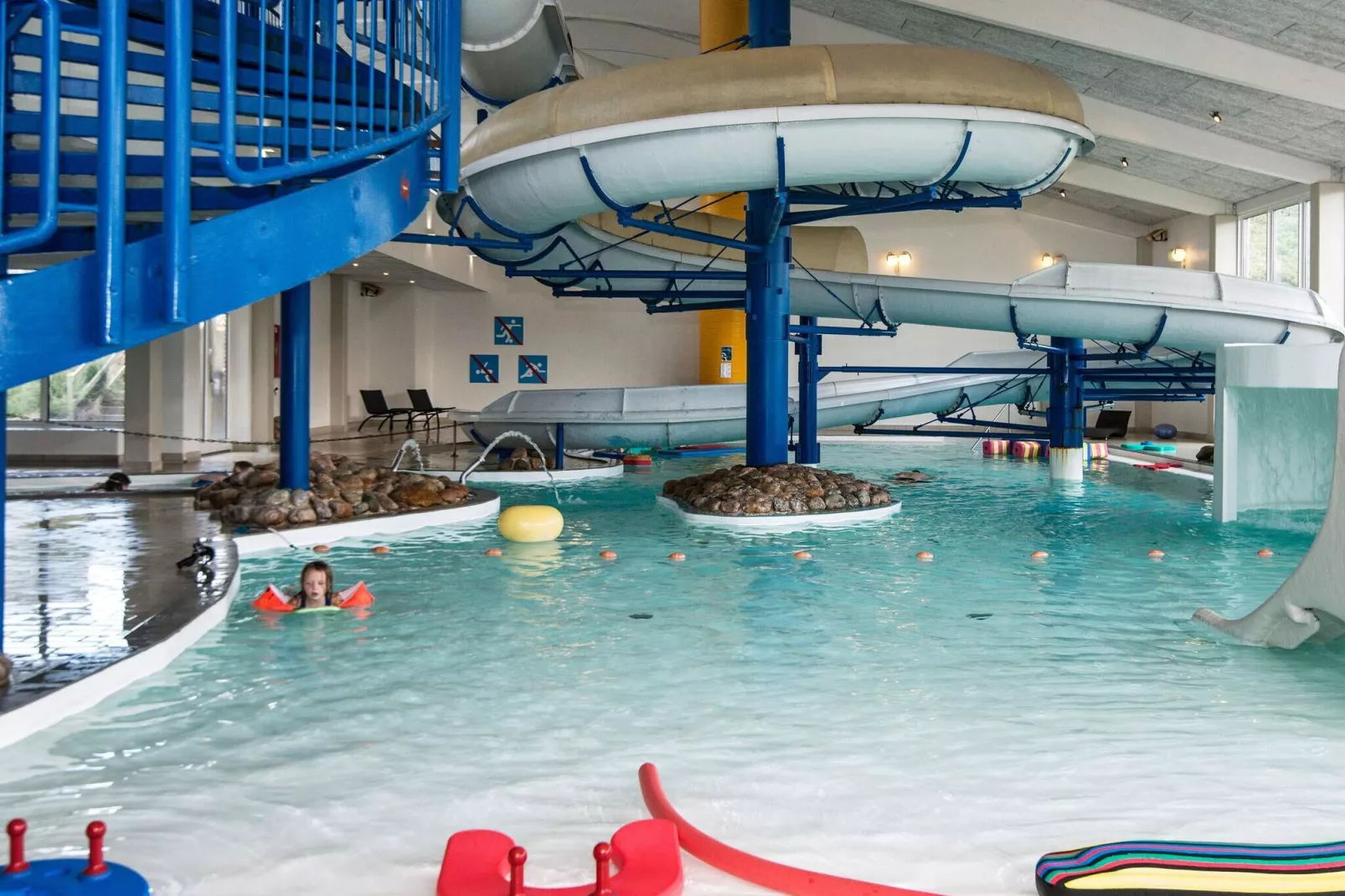 1 room,incl.electricity,Premium-Pool
