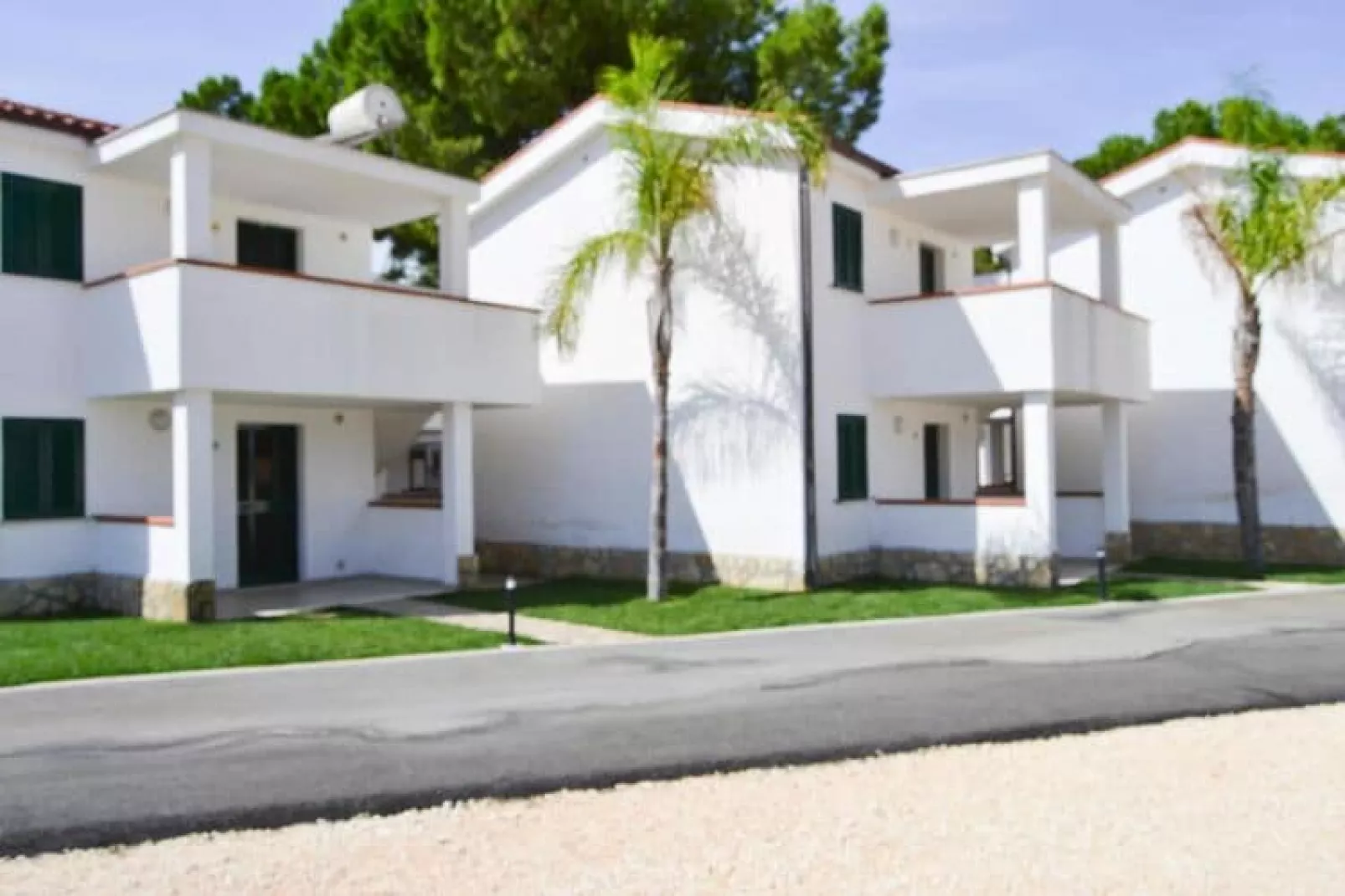 Holiday resort Villaggio Lido del Mare Rodi Garganico- Row bungalows Bilo 4-Außenbereich Sommer