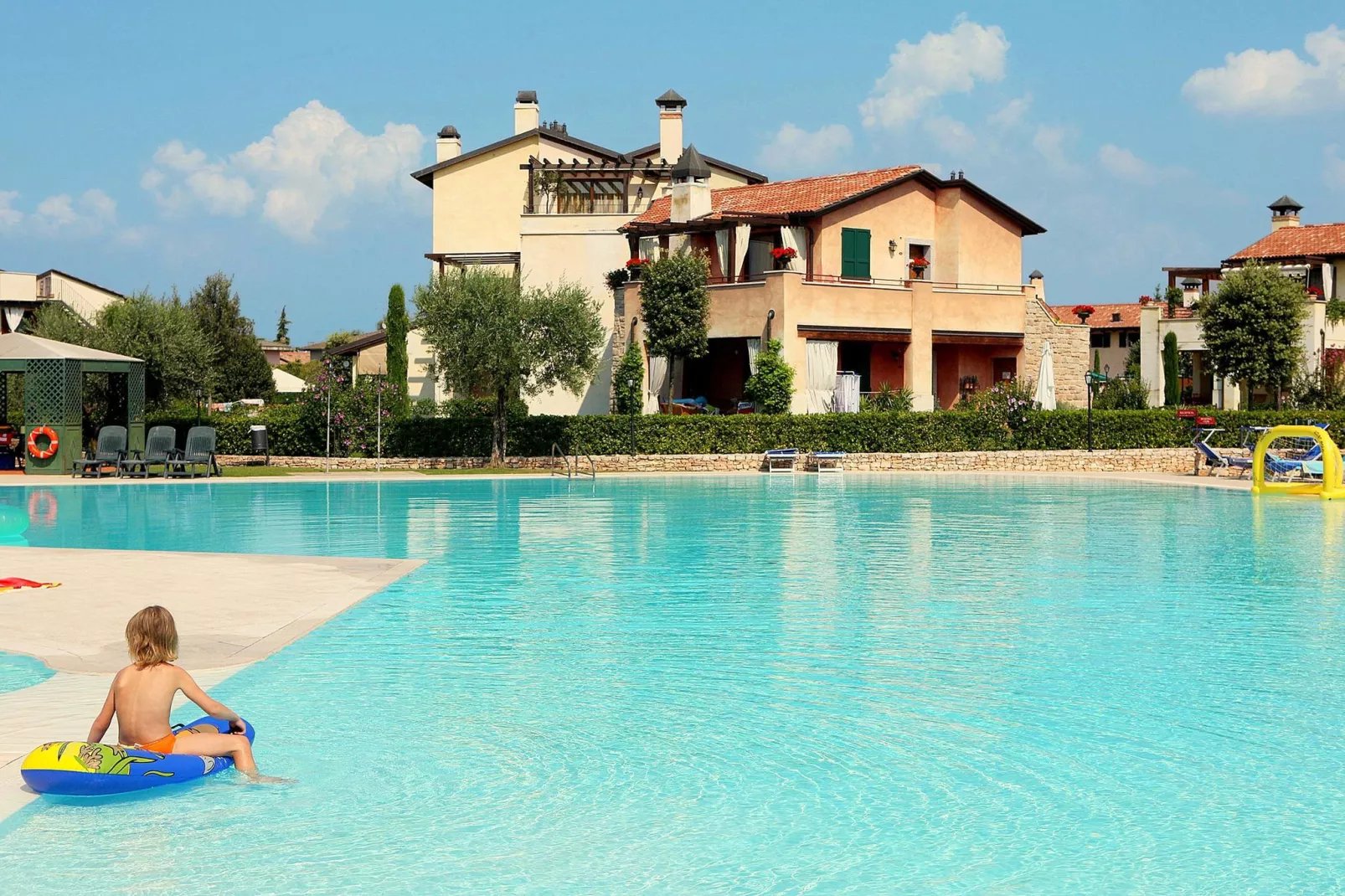 Garda Resort T6 1P Sup-Exterior summer