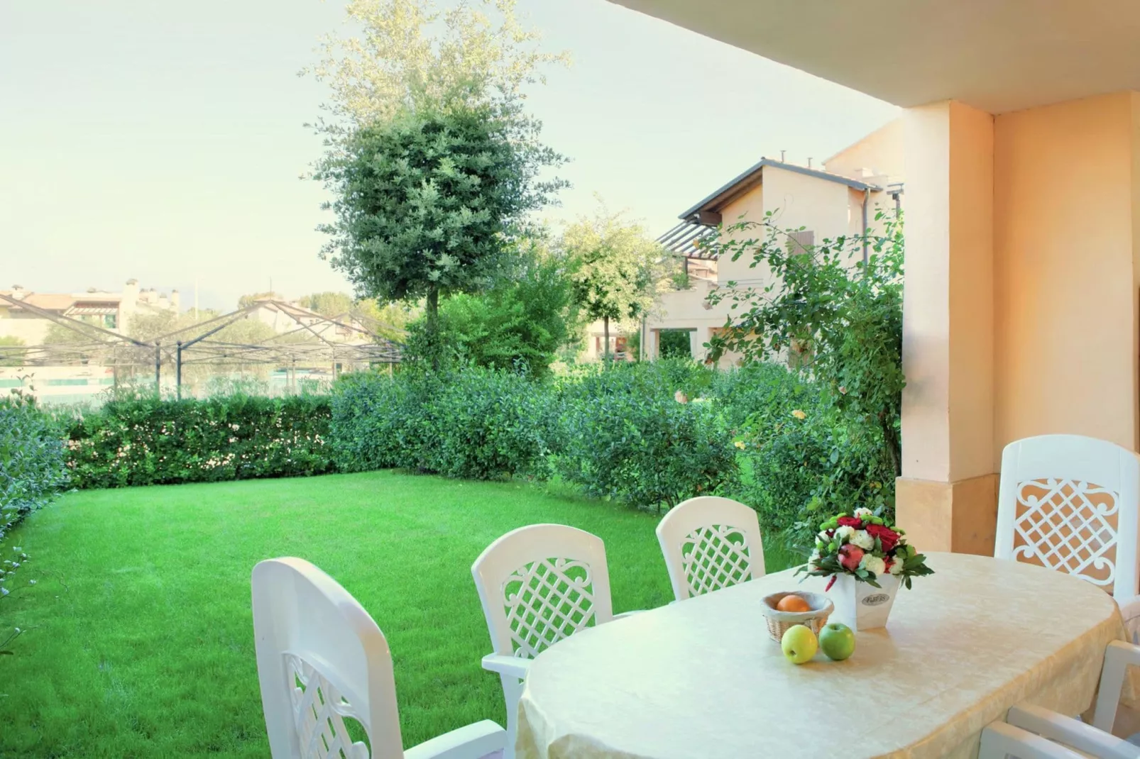 Garda Resort B2 PT Std-Terrace balcony