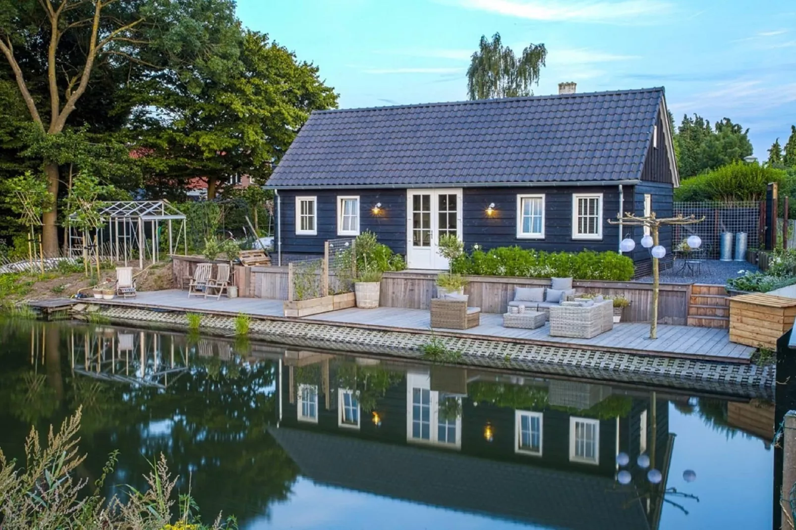 Vakantiehuis De Vlonder-Exterior summer