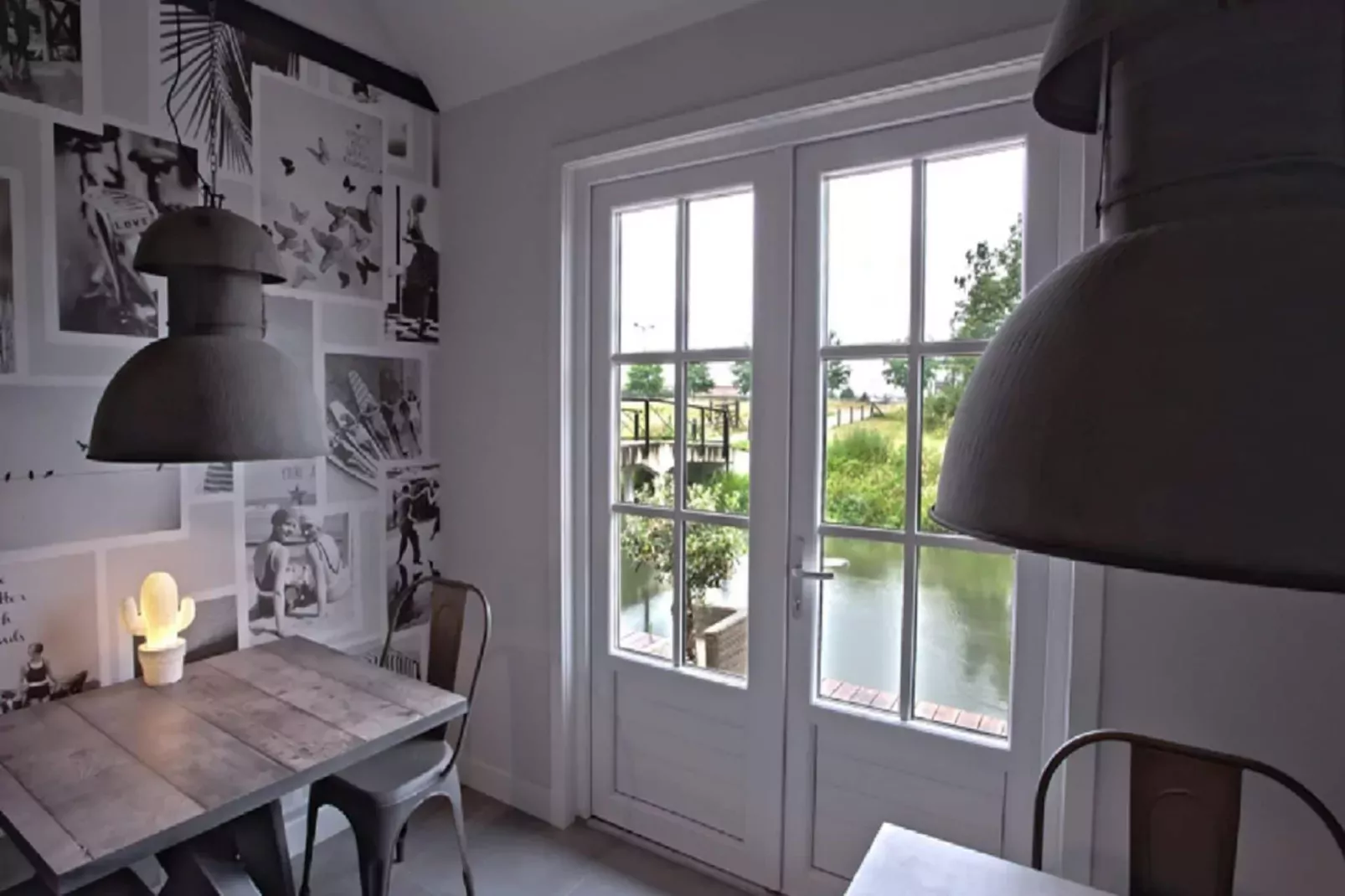 Vakantiehuis De Vlonder-Living room