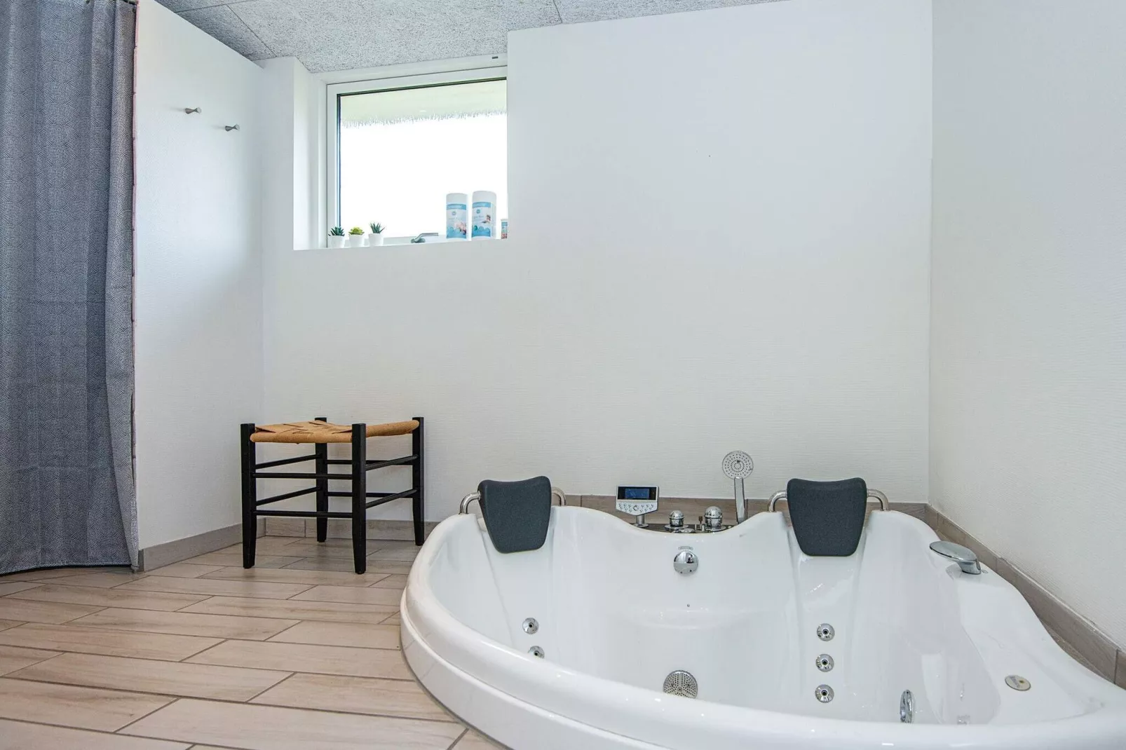 8 person holiday home in Toftlund