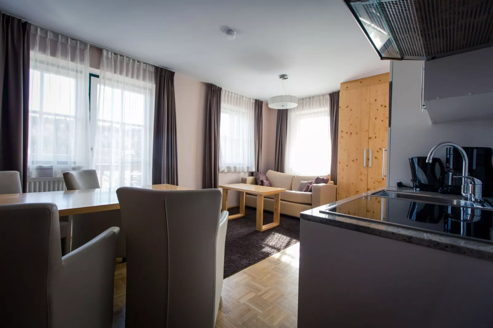 Alpenpark Turrach App3-Dining room