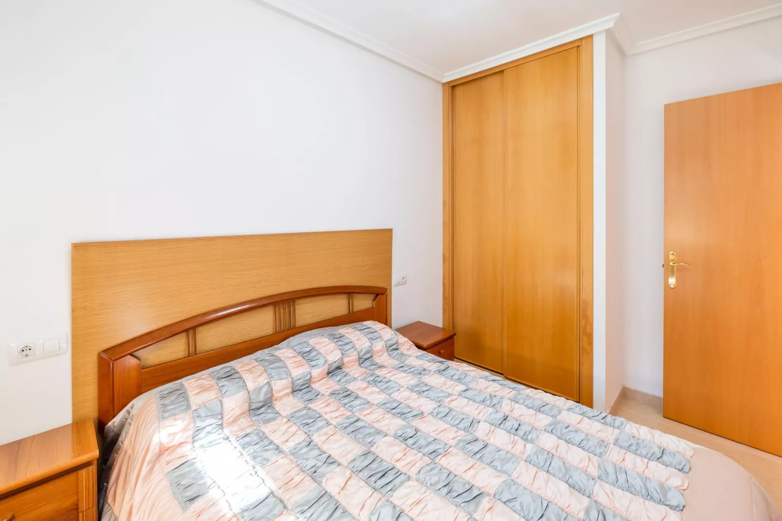 Piso Ríu Calabres-Bedroom