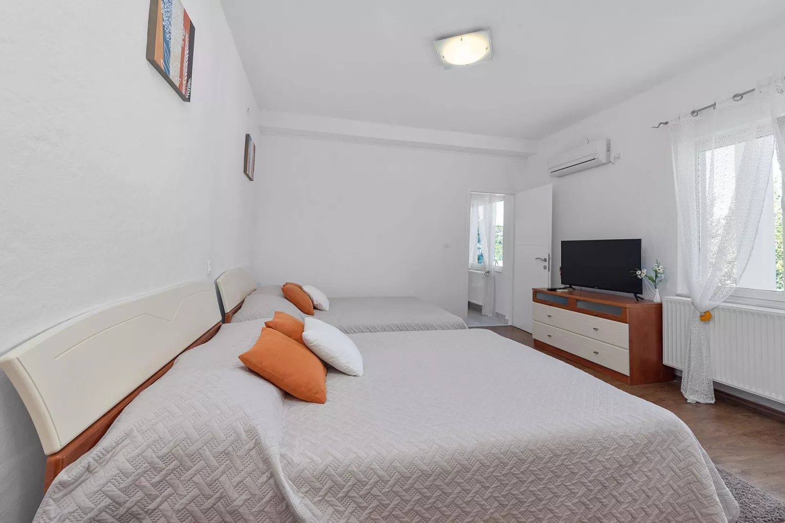 Villa Almas holiday house-Bedroom