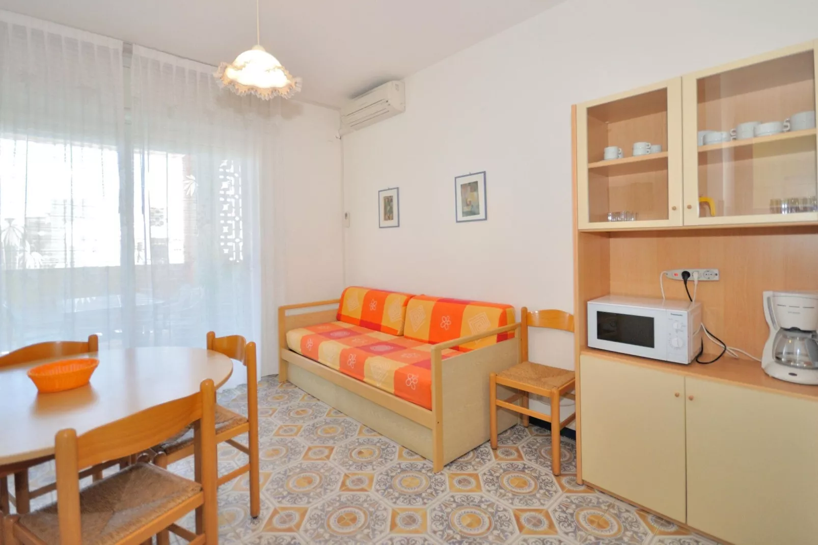 Apartments Cormoran Bibione Lido del SoleC / 42-Living room