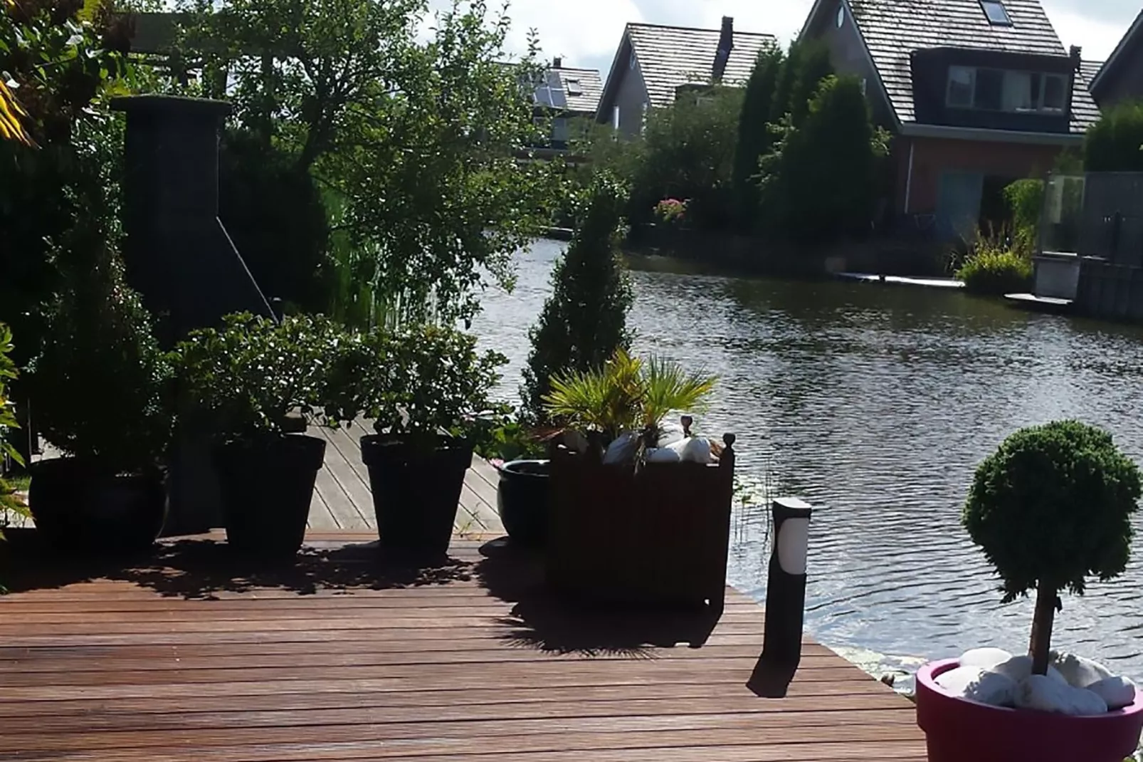 Alkmaar aan het water-Gärten Sommer