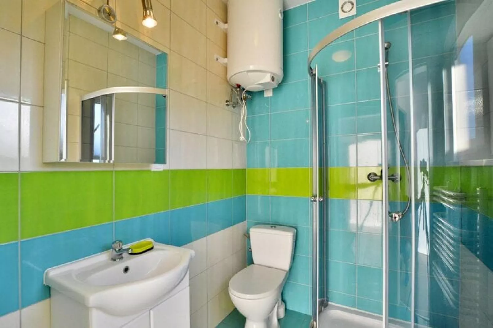 Parterowy domek wakacyjny 25 m2 studio Jarosławiec-Bathroom