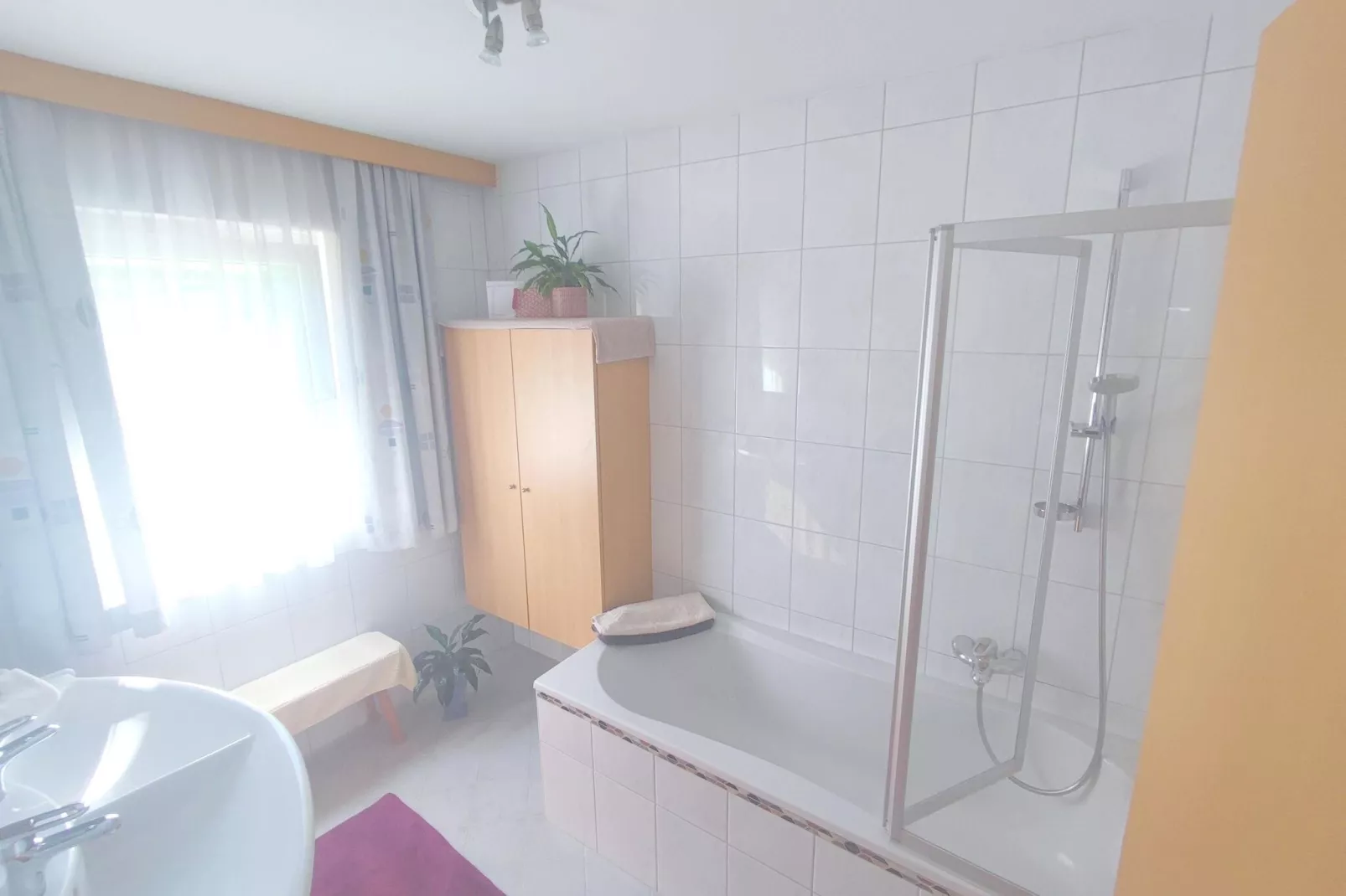 Haus Annelies-Bathroom