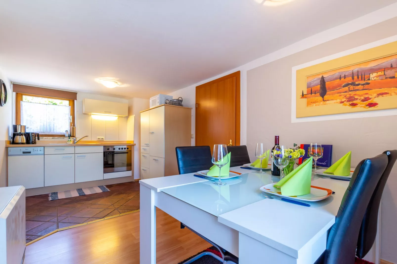 Josefine-Eva-Dining room