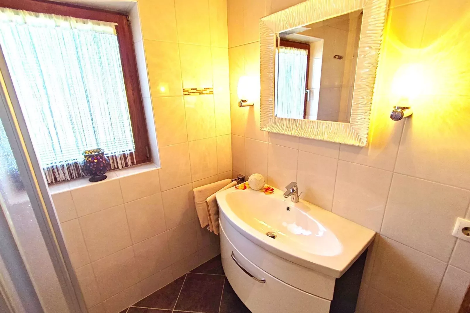 Ferienhaus Linda-Bathroom