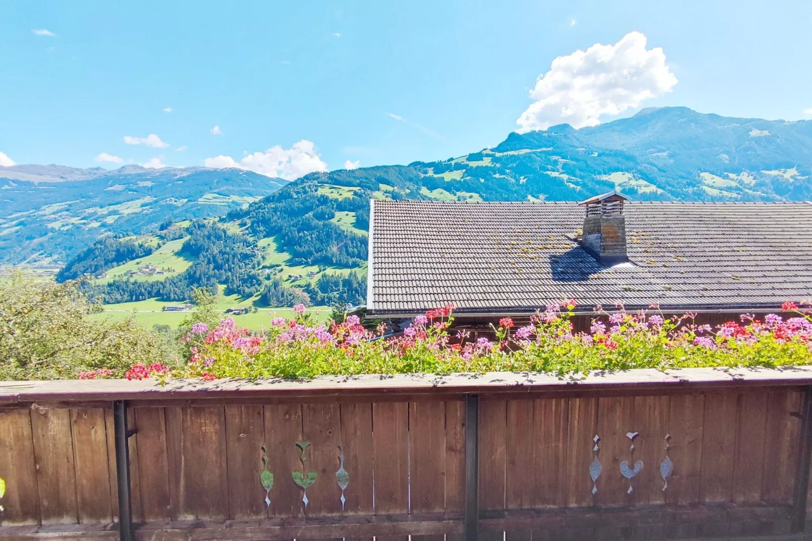 Ferienhaus Linda-Terrace balcony