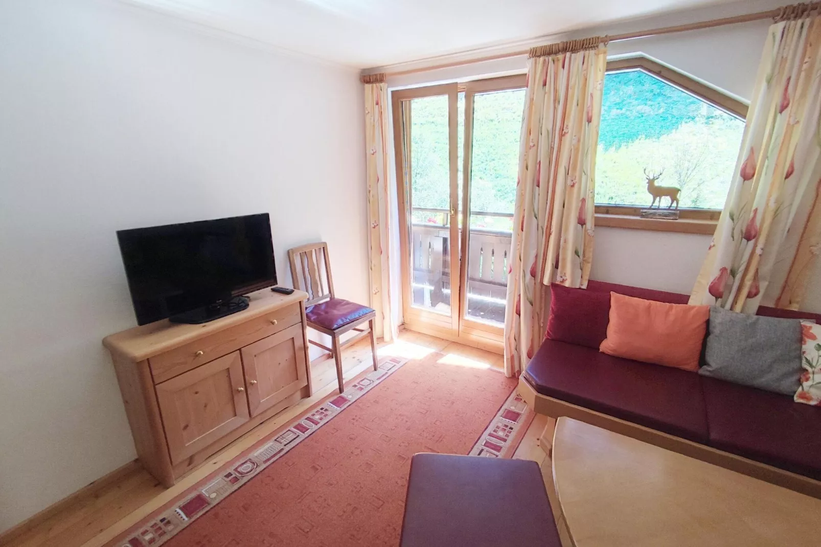Ferienwohnung Dornauer-Living room