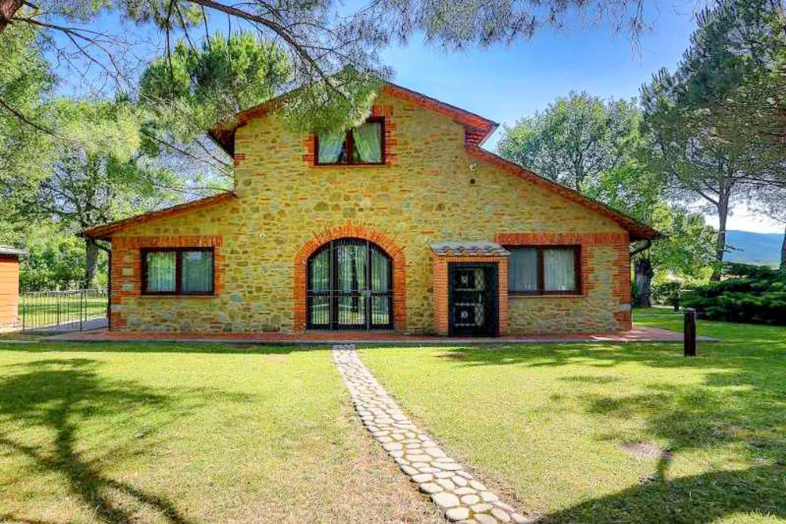 Giardino Studio-Exterior summer
