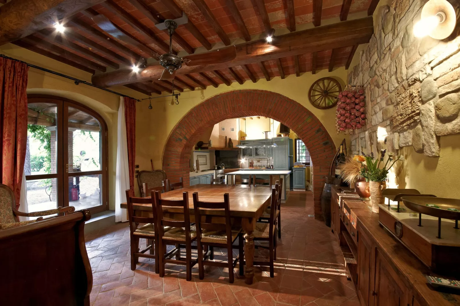 Giardino - Taverna Grande-Living room