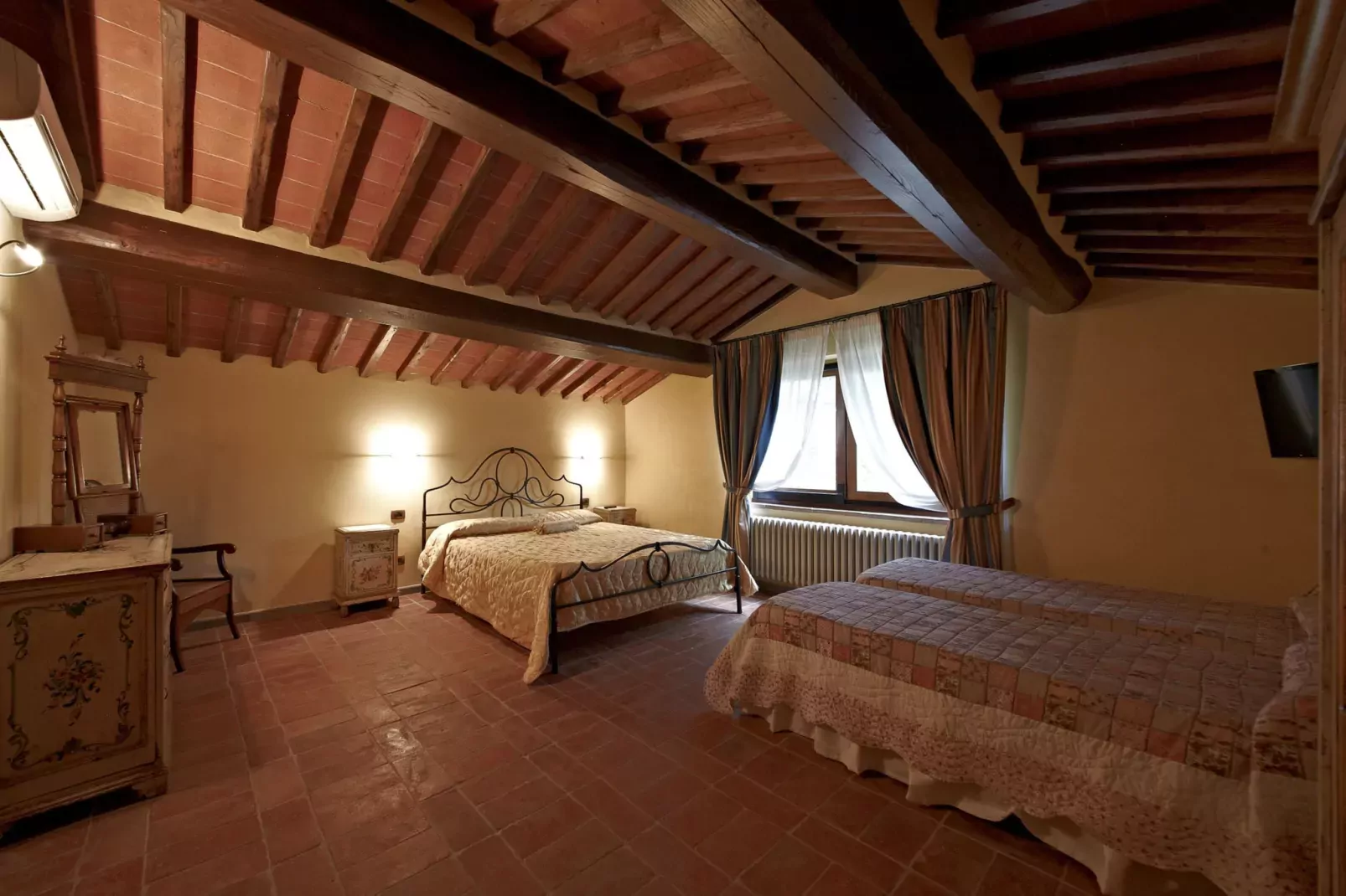 Giardino - Ponente-Bedroom