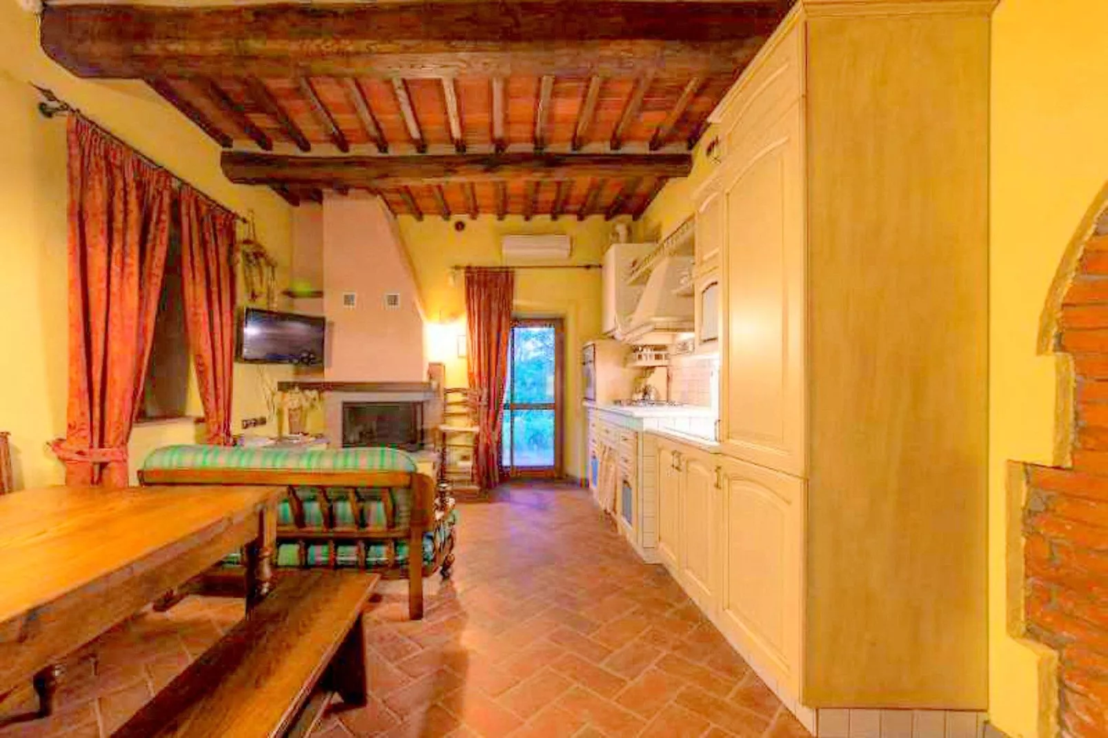 Giardino - Taverna Piccola-Kitchen