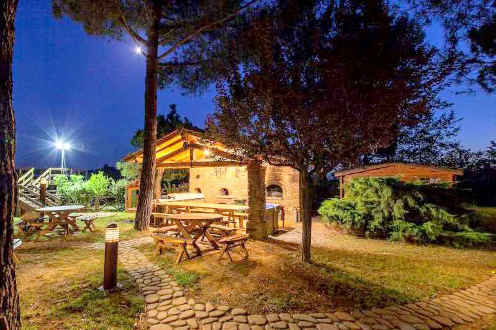 Giardino Ponente per Due-Exterior summer