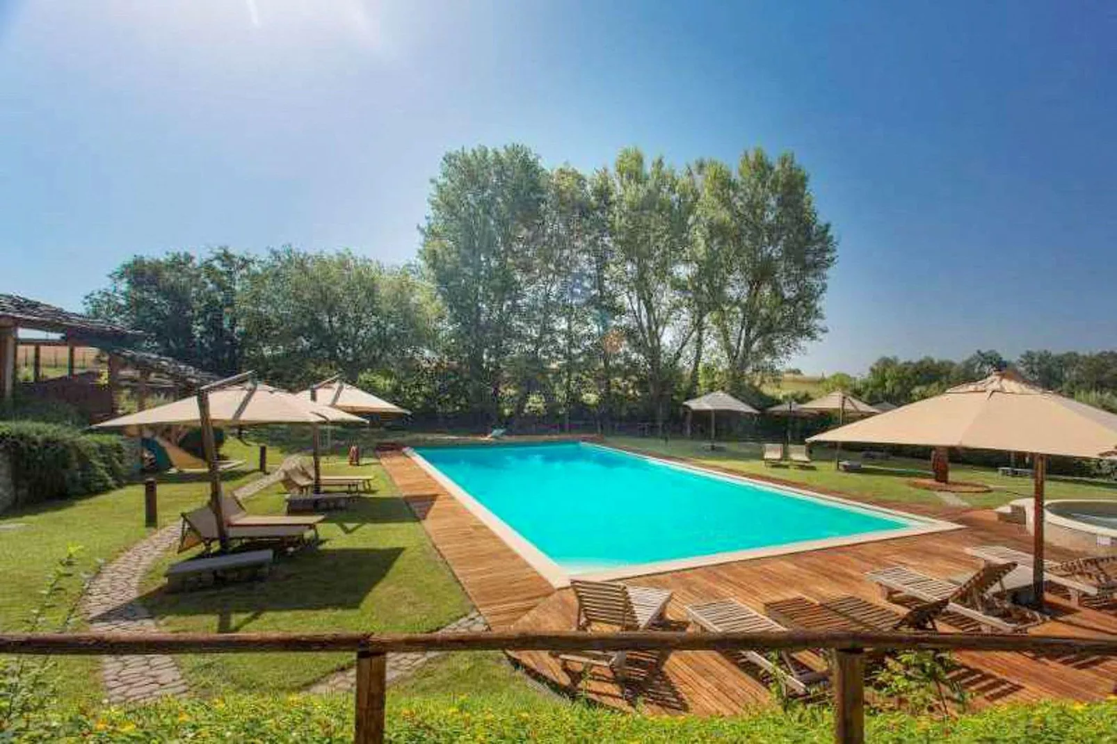 Giardino Ponente per Due-Pool