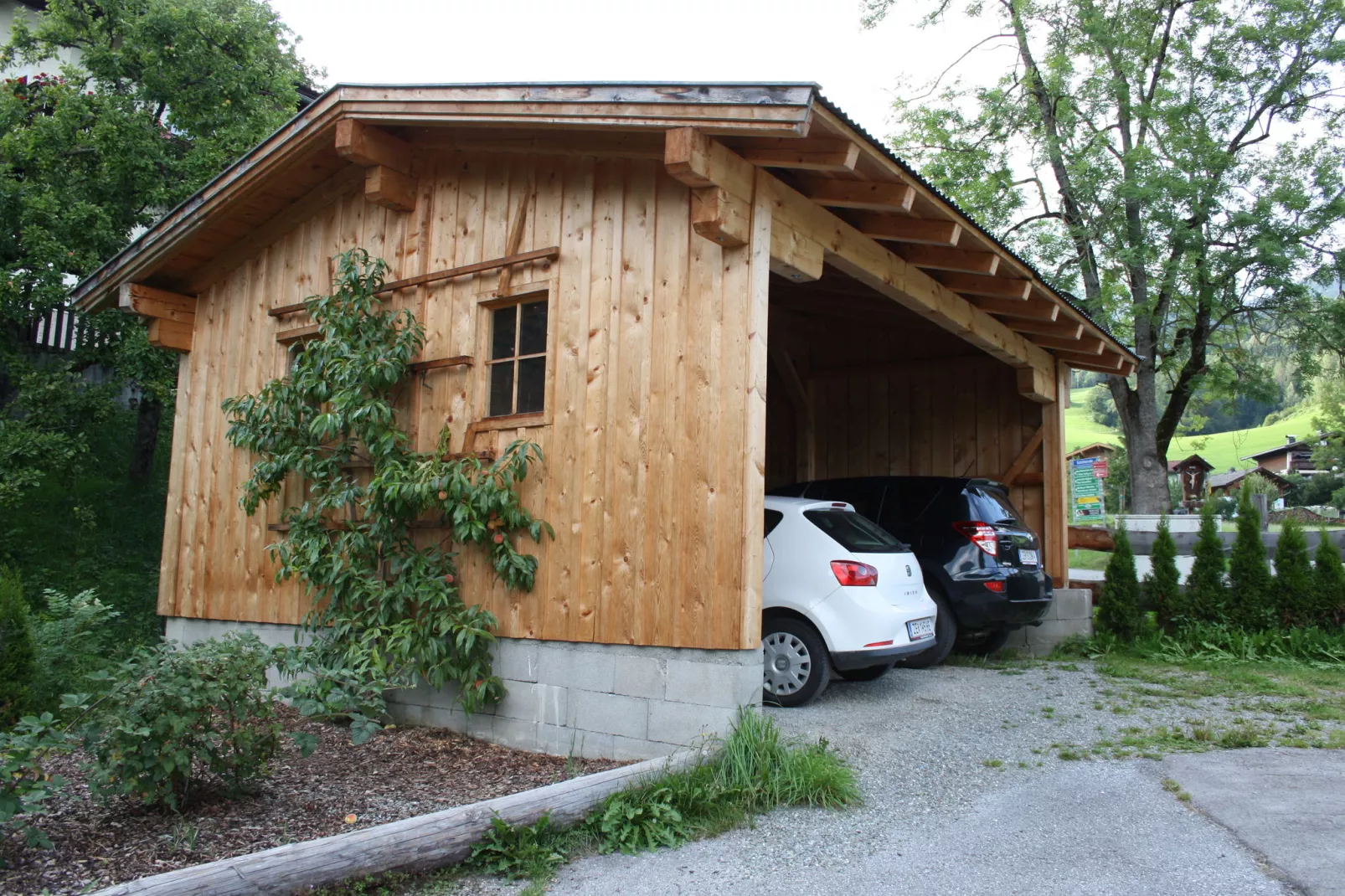 Josefine-Eva-Facilities