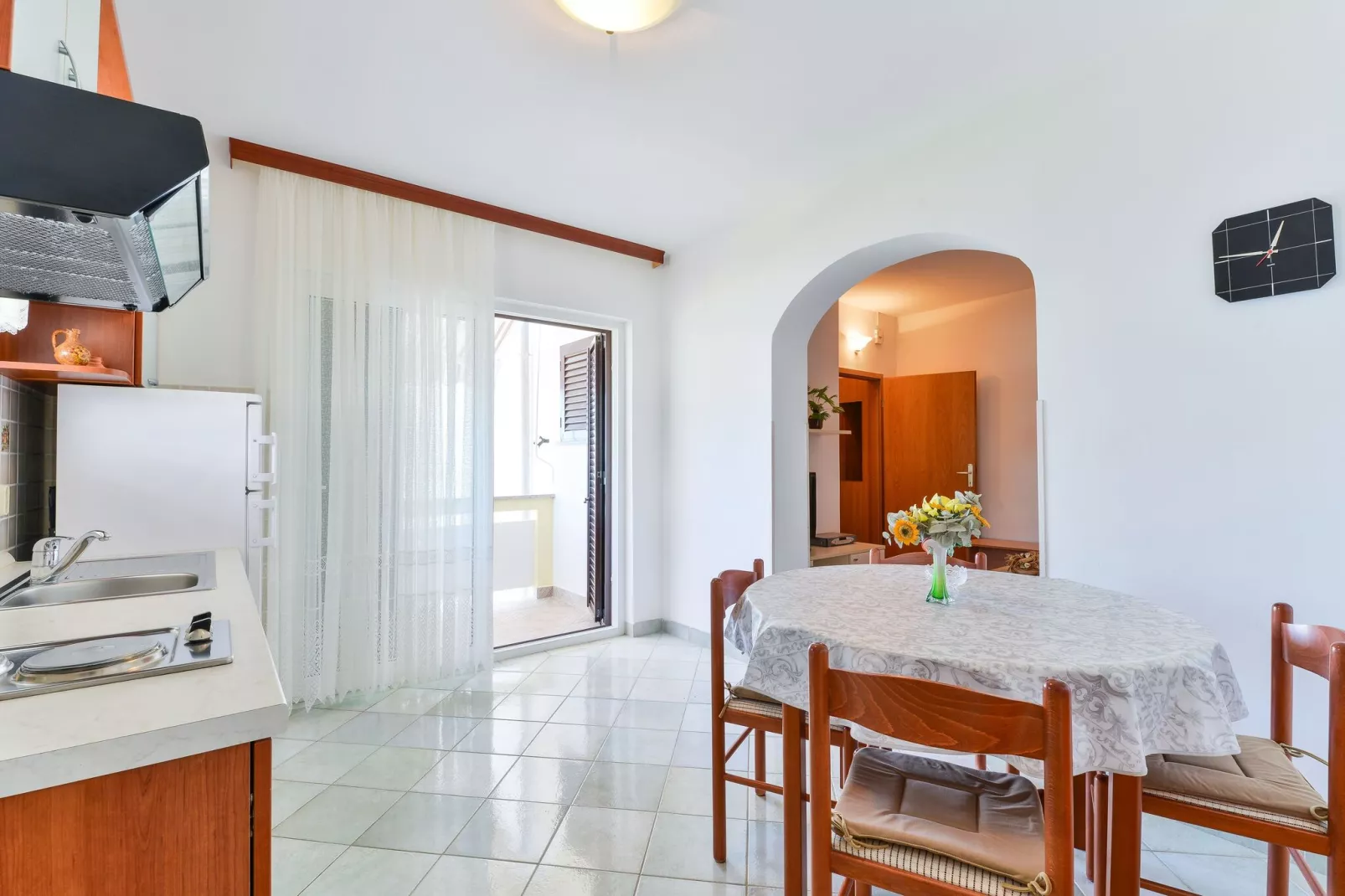 Apartments im Haus Liveric, Vir-A4 OG (AP5)-Dining room