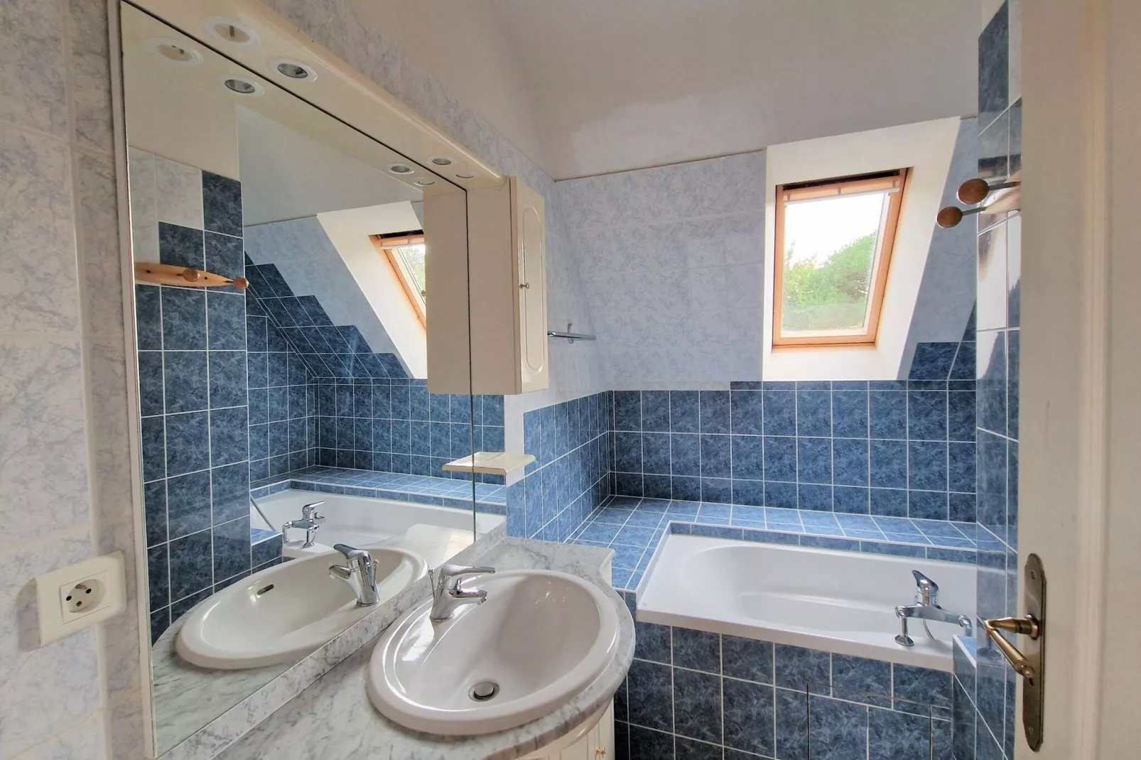 Semi-detached house Bénodet Ty Guével-Bathroom