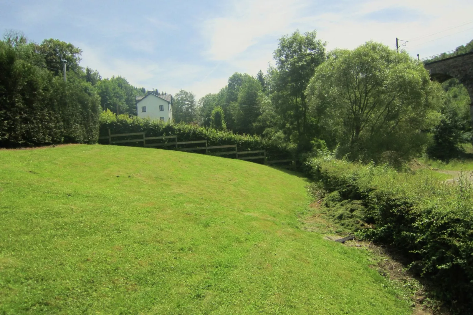 Ambleve-Jardin d'été