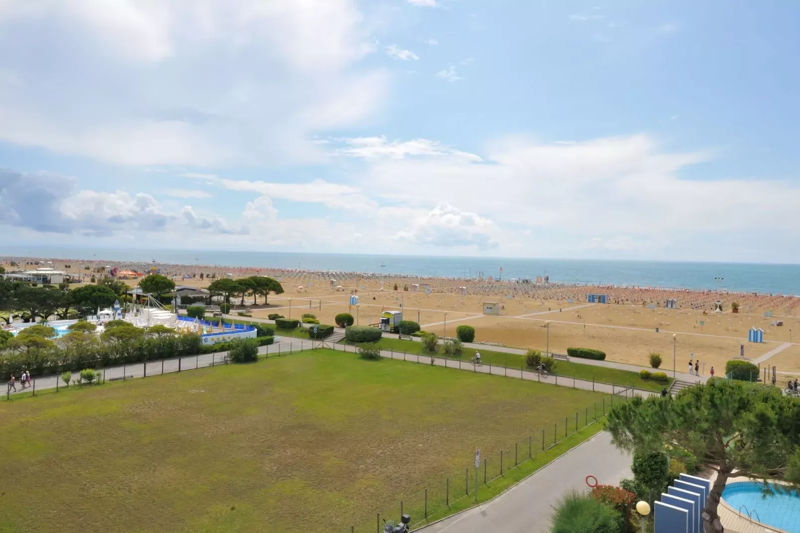 Residence Luxor Bibione SpiaggiaB / 41-View summer