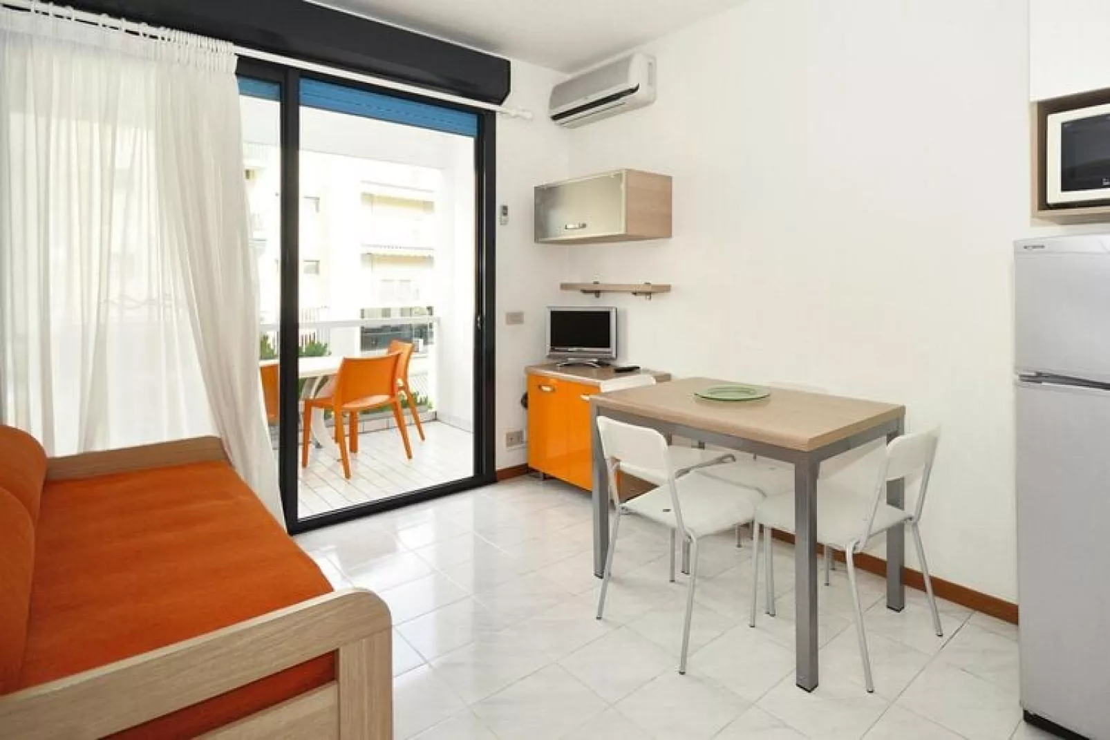 Residence Luxor Bibione SpiaggiaC / 41-Living room