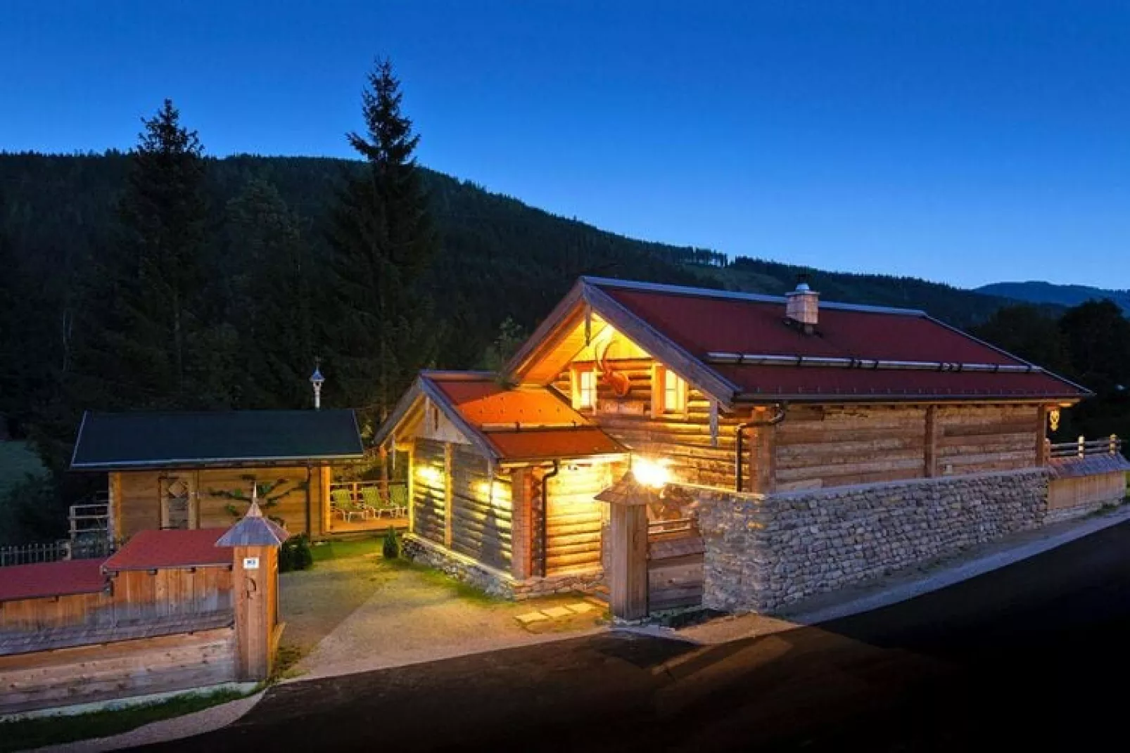 Chalet Steinbock-Exterior summer