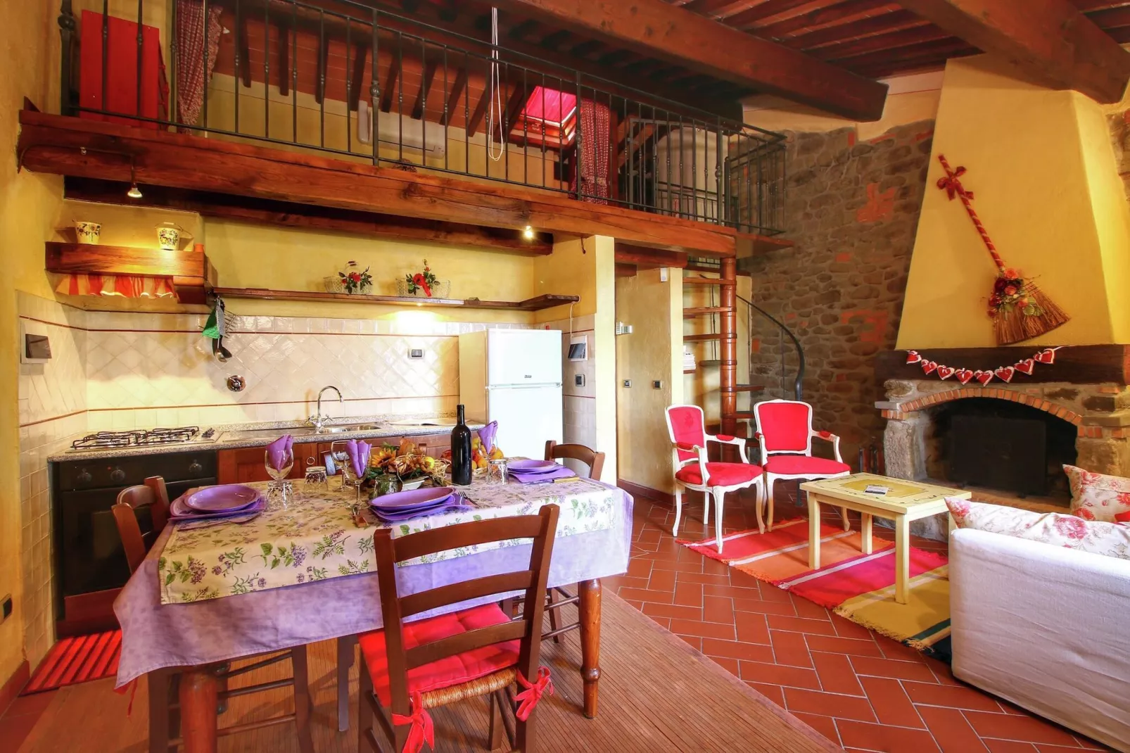Podere Campiglia-Dining room