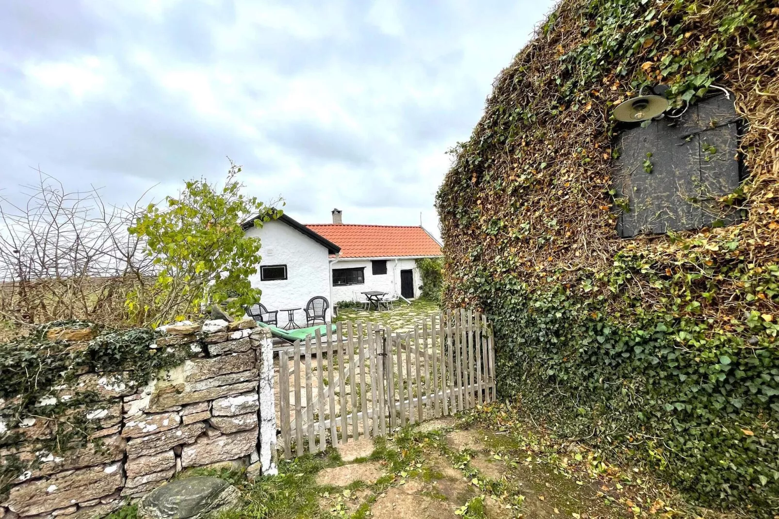 2 person holiday home in MÖRBYLÅNGA-By Traum
