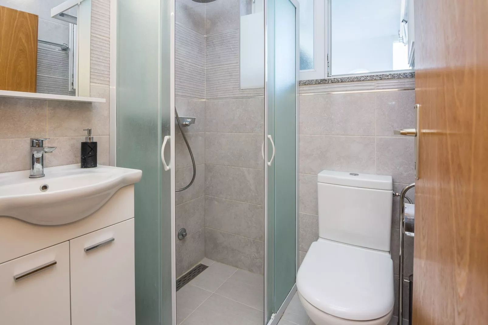 Apartments im Haus Liveric, Vir-A4 EG (AP3)-Bathroom
