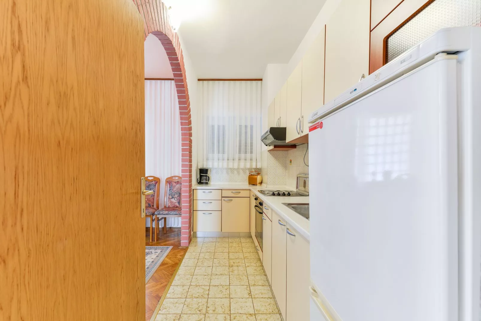 Apartments im Haus Liveric, Vir-A6A-4 (AP2)-Kitchen
