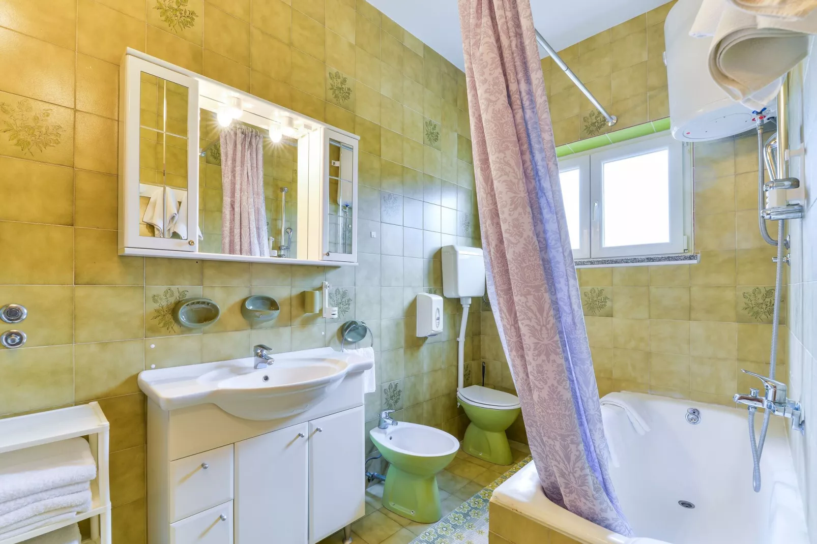 Apartments im Haus Liveric, Vir-A6A-4 (AP2)-Bathroom