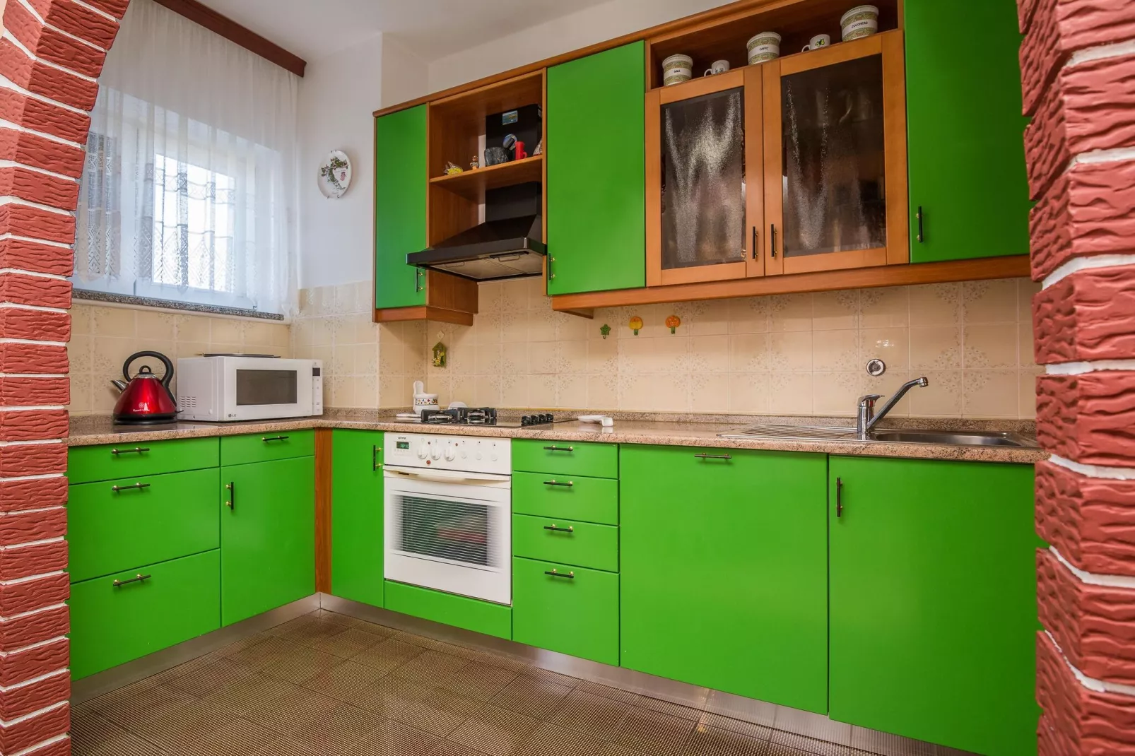 Apartments im Haus Liveric Vir-A6B-6 AP4-Kitchen