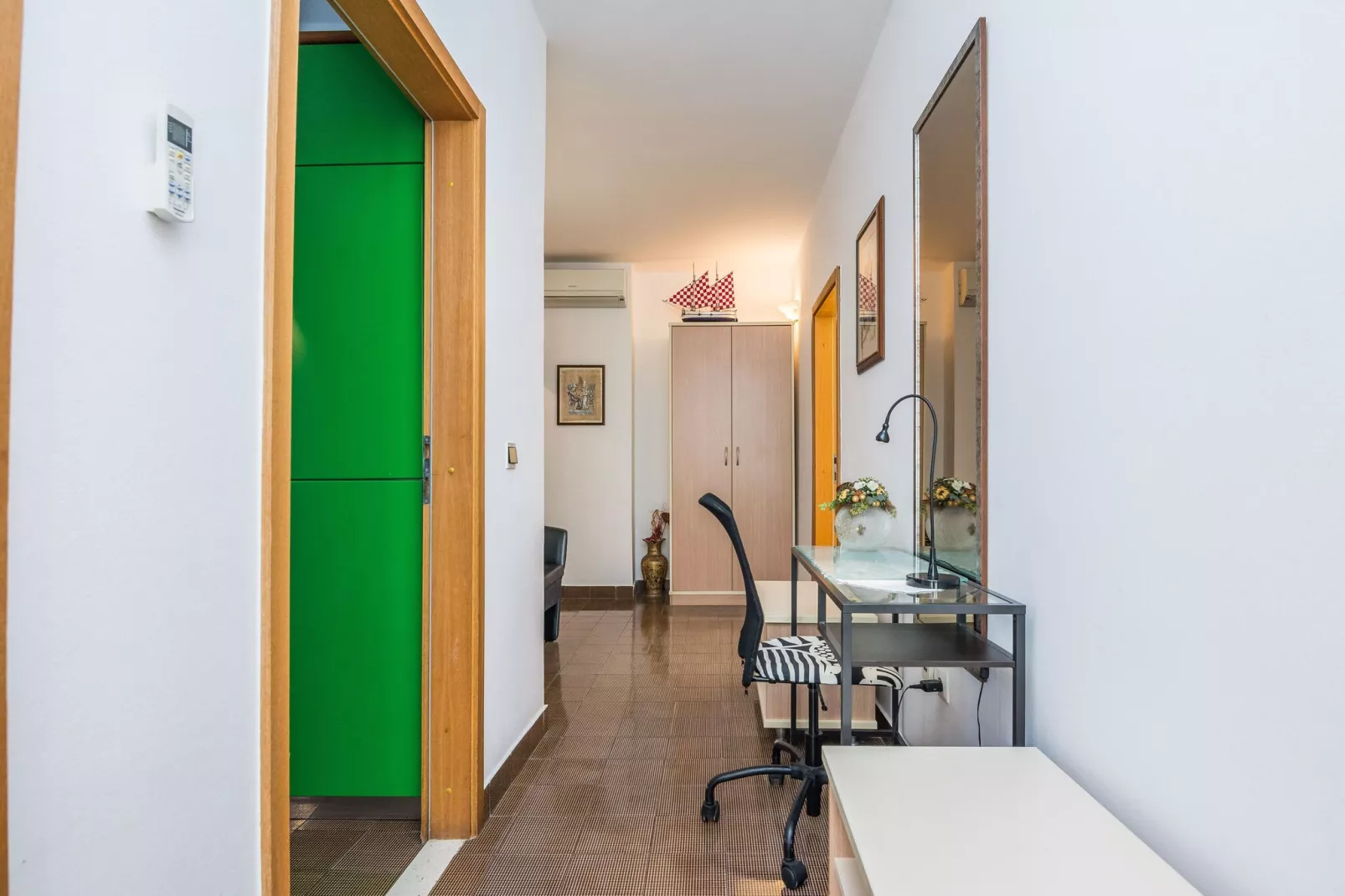 Apartments im Haus Liveric Vir-A6B-6 AP4-Indoor