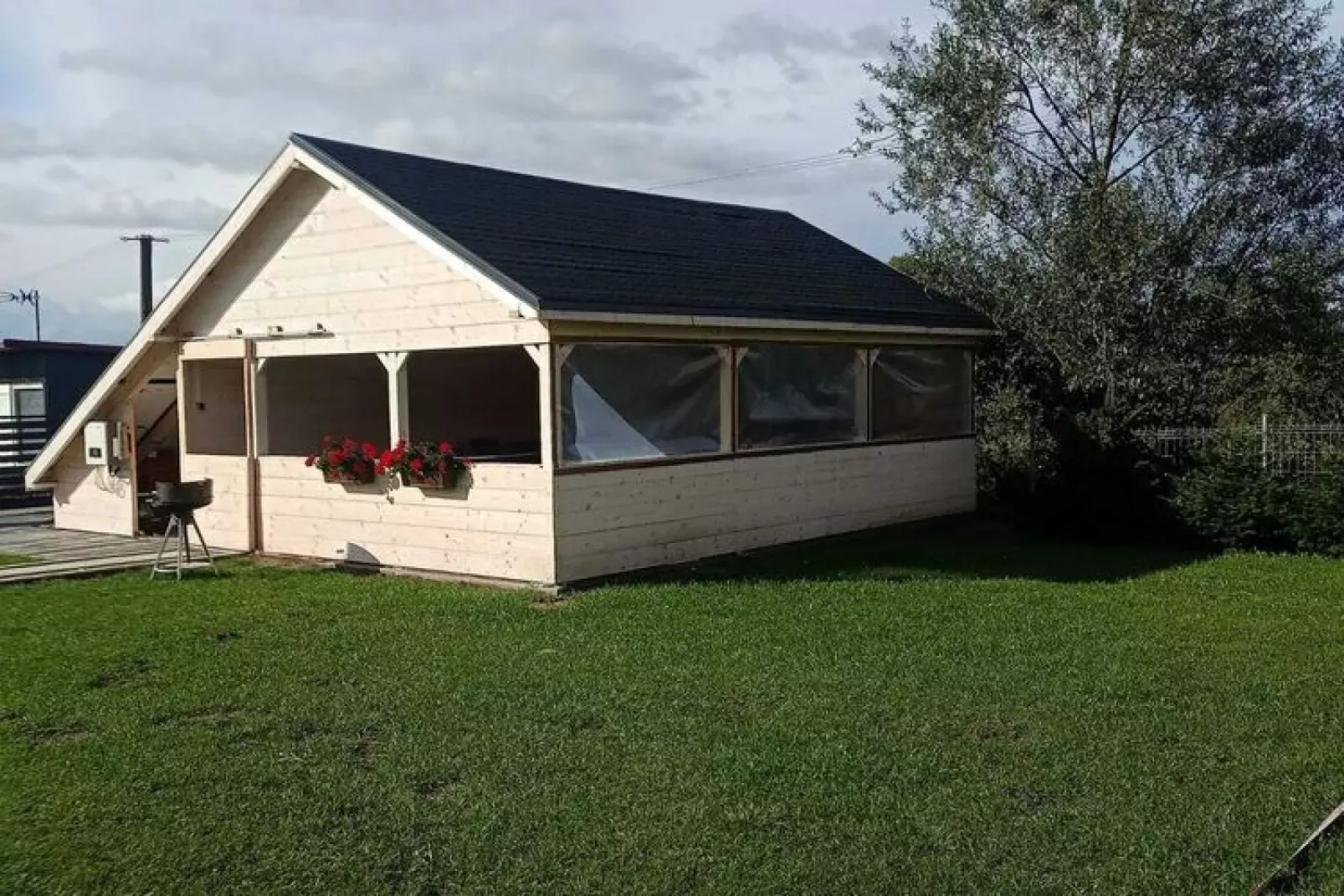 Apartament na parterze 150 m2 Gąski-Gardens summer