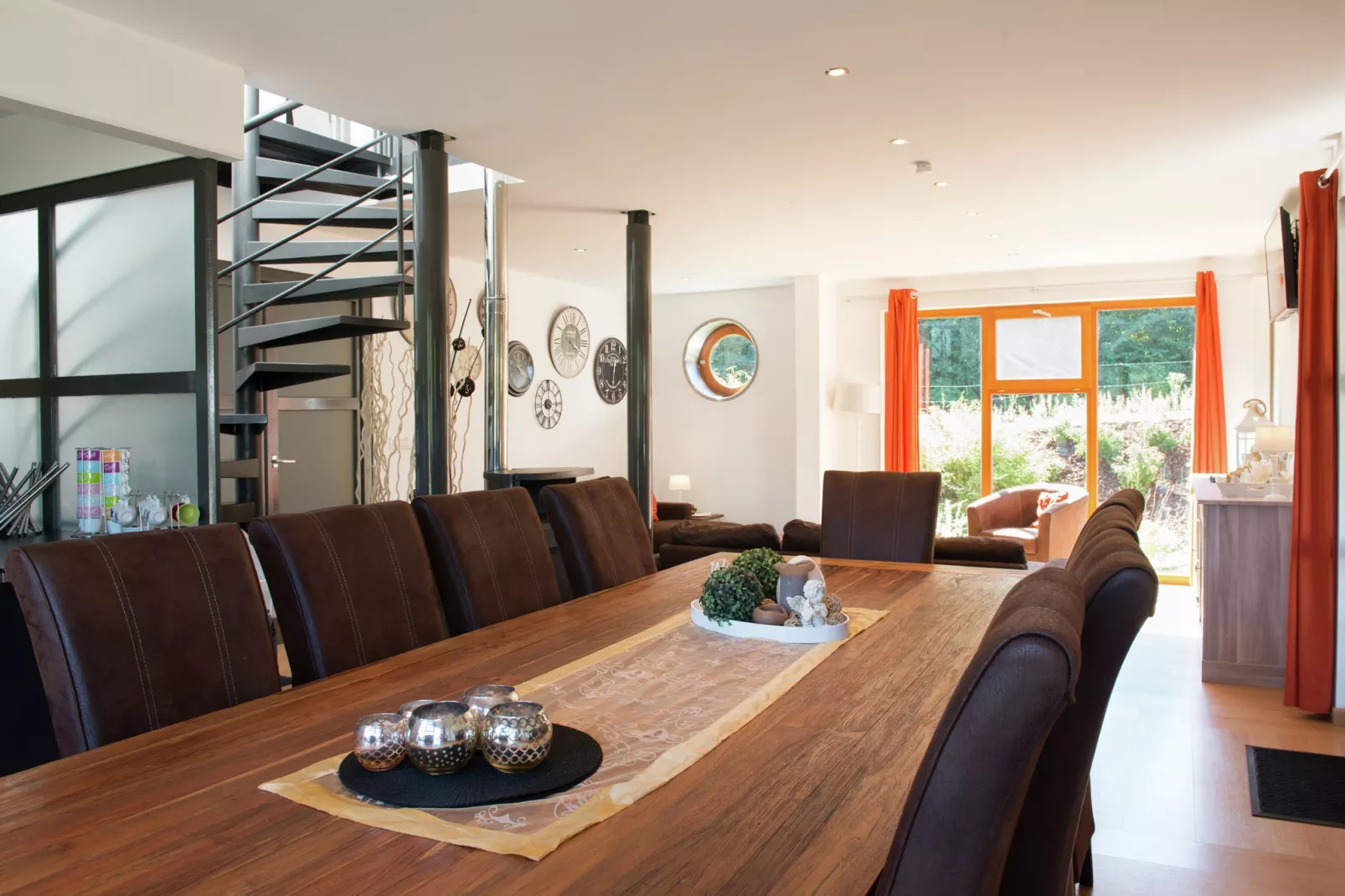Ny des anges-Dining room