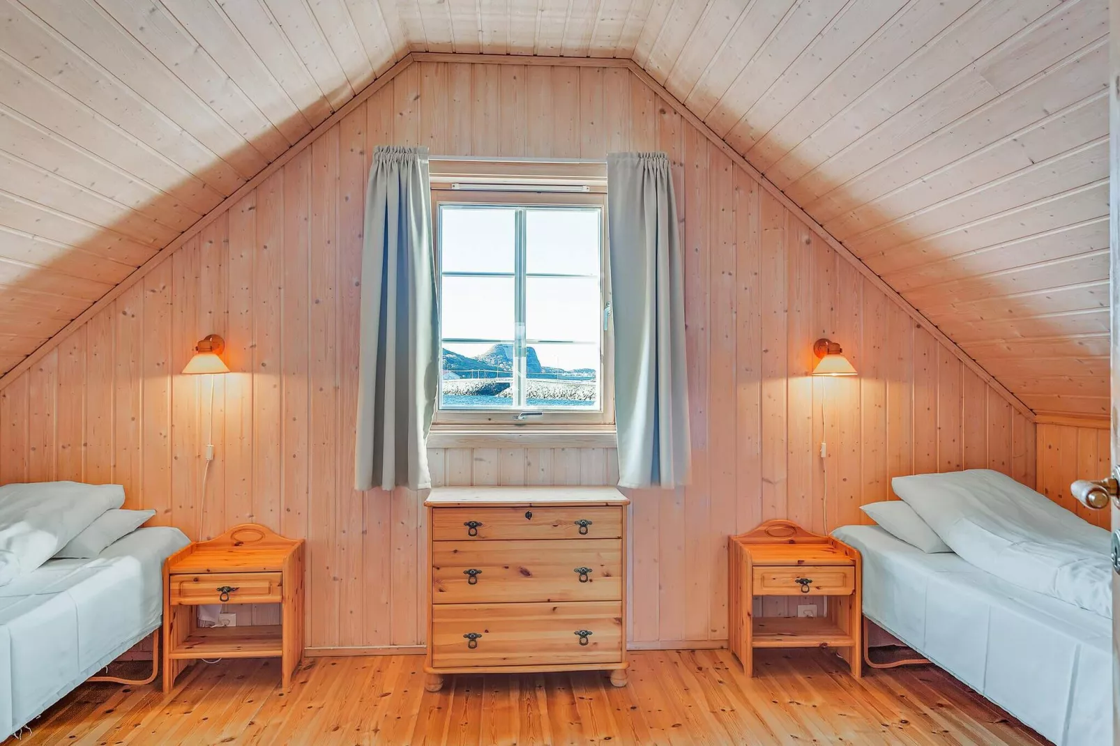6 person holiday home in Brekstad-By Traum-Indoor