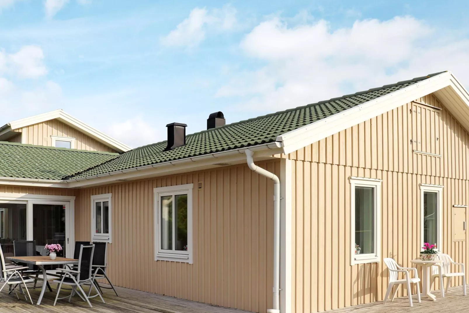 8 person holiday home in MELLBYSTRAND-By Traum